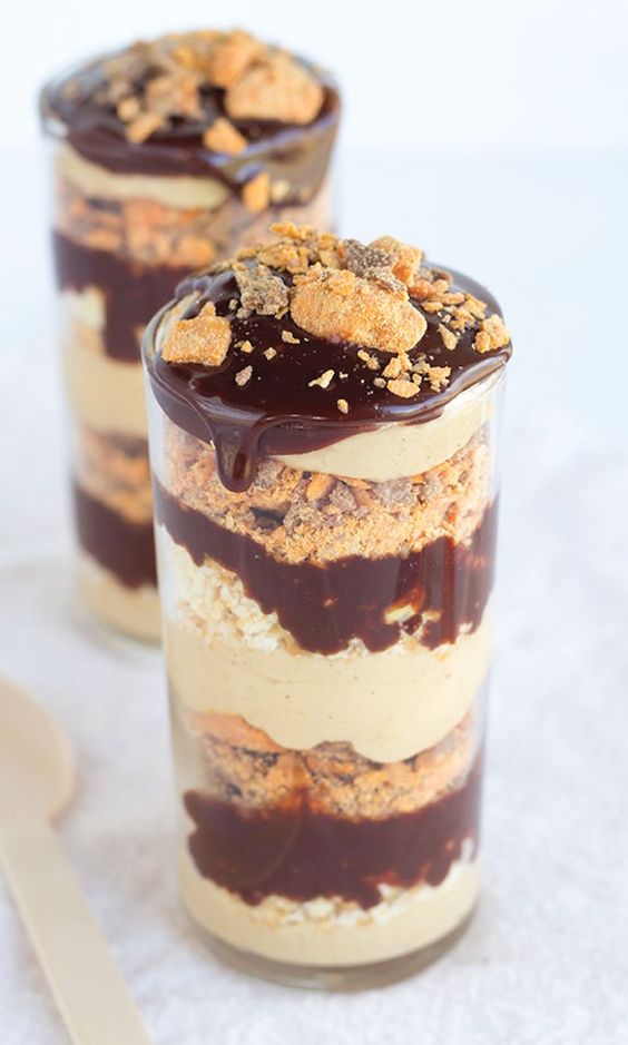 CHOCOLATE DESSERT CUPS