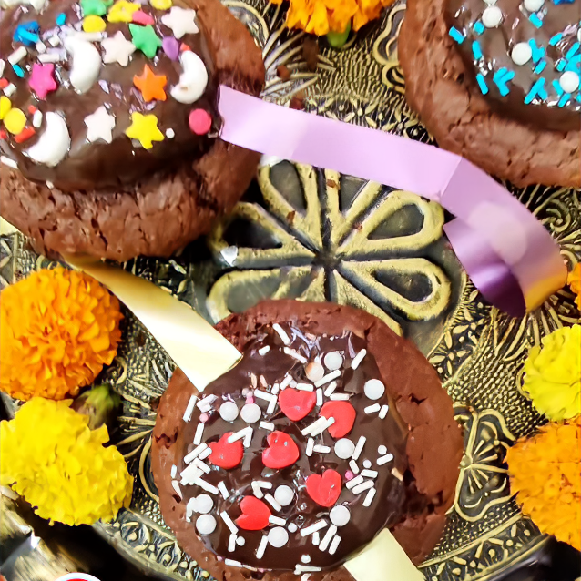 Cupcake Rakhi